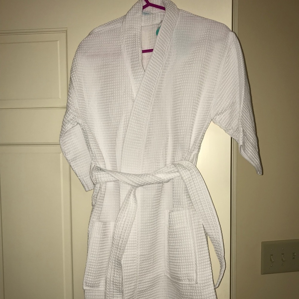 Waffled bath/spa robe